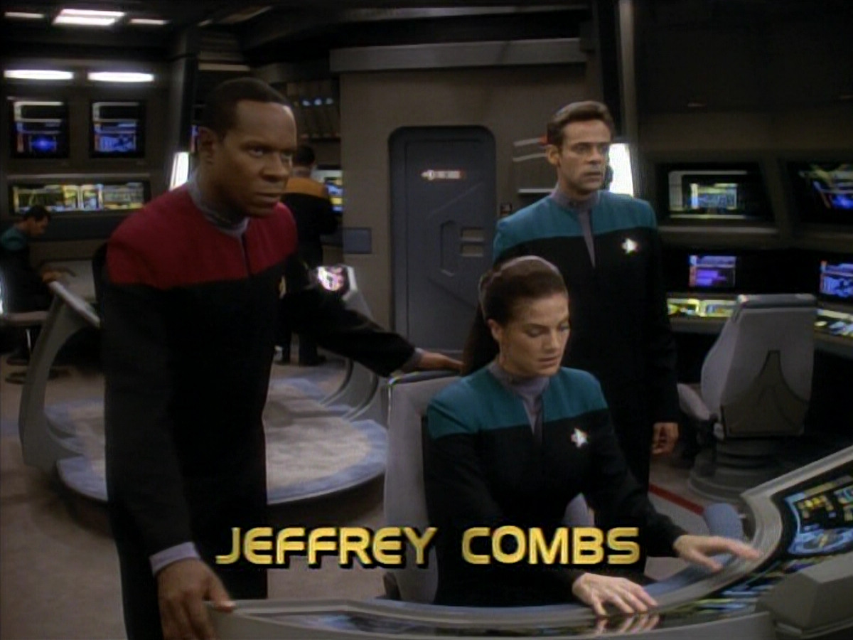 extant_StarTrekDS9_3x08-Meridian_00579.jpg