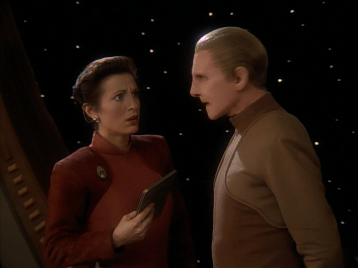 extant_StarTrekDS9_3x08-Meridian_02138.jpg