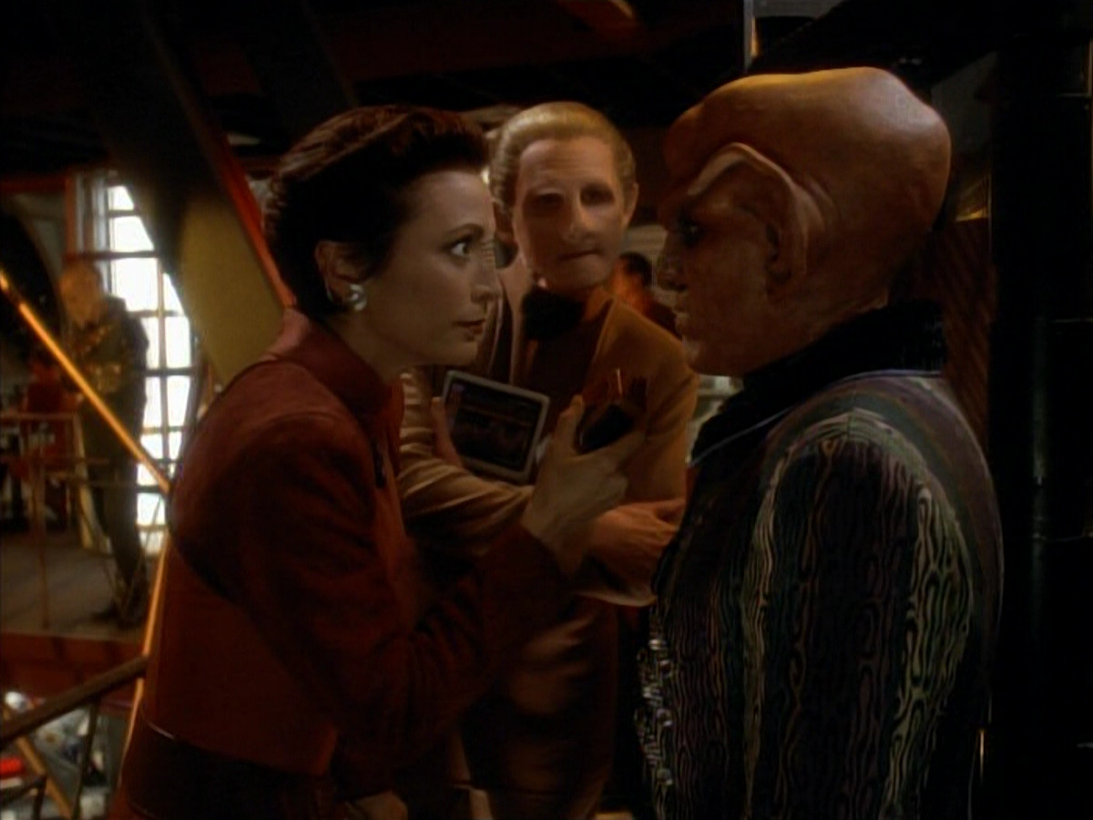 extant_StarTrekDS9_3x08-Meridian_02200.jpg