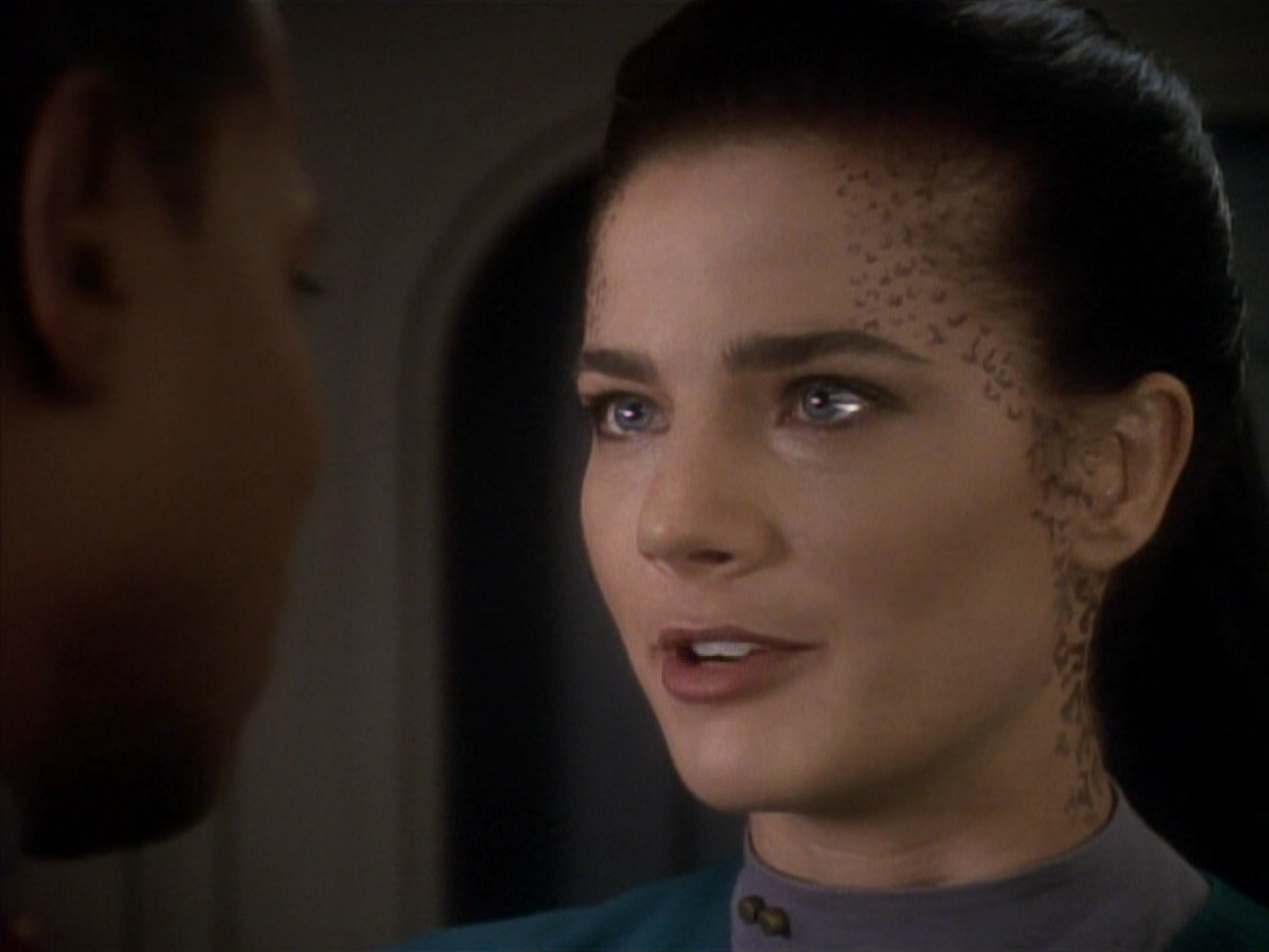 extant_StarTrekDS9_3x08-Meridian_03127.jpg