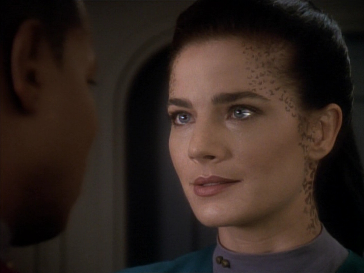 extant_StarTrekDS9_3x08-Meridian_03128.jpg
