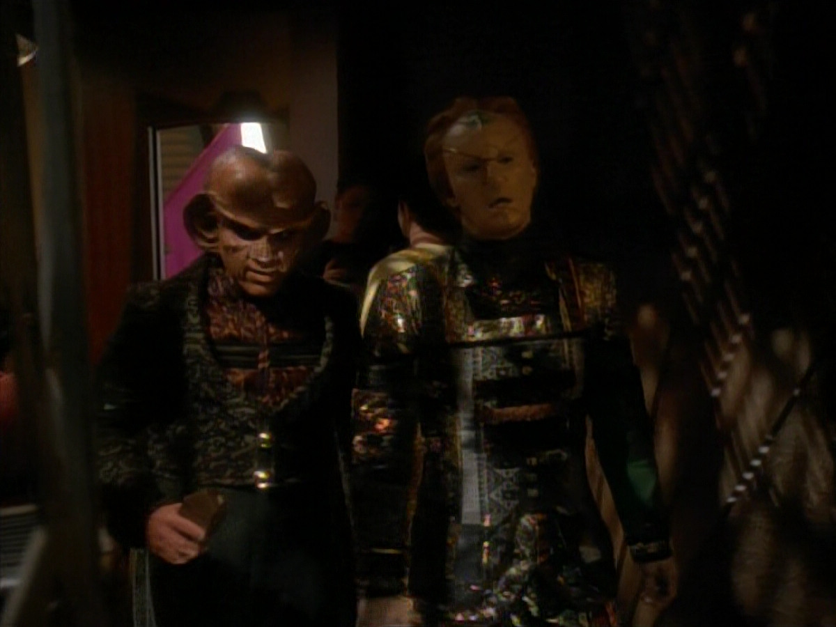 extant_StarTrekDS9_3x08-Meridian_03234.jpg