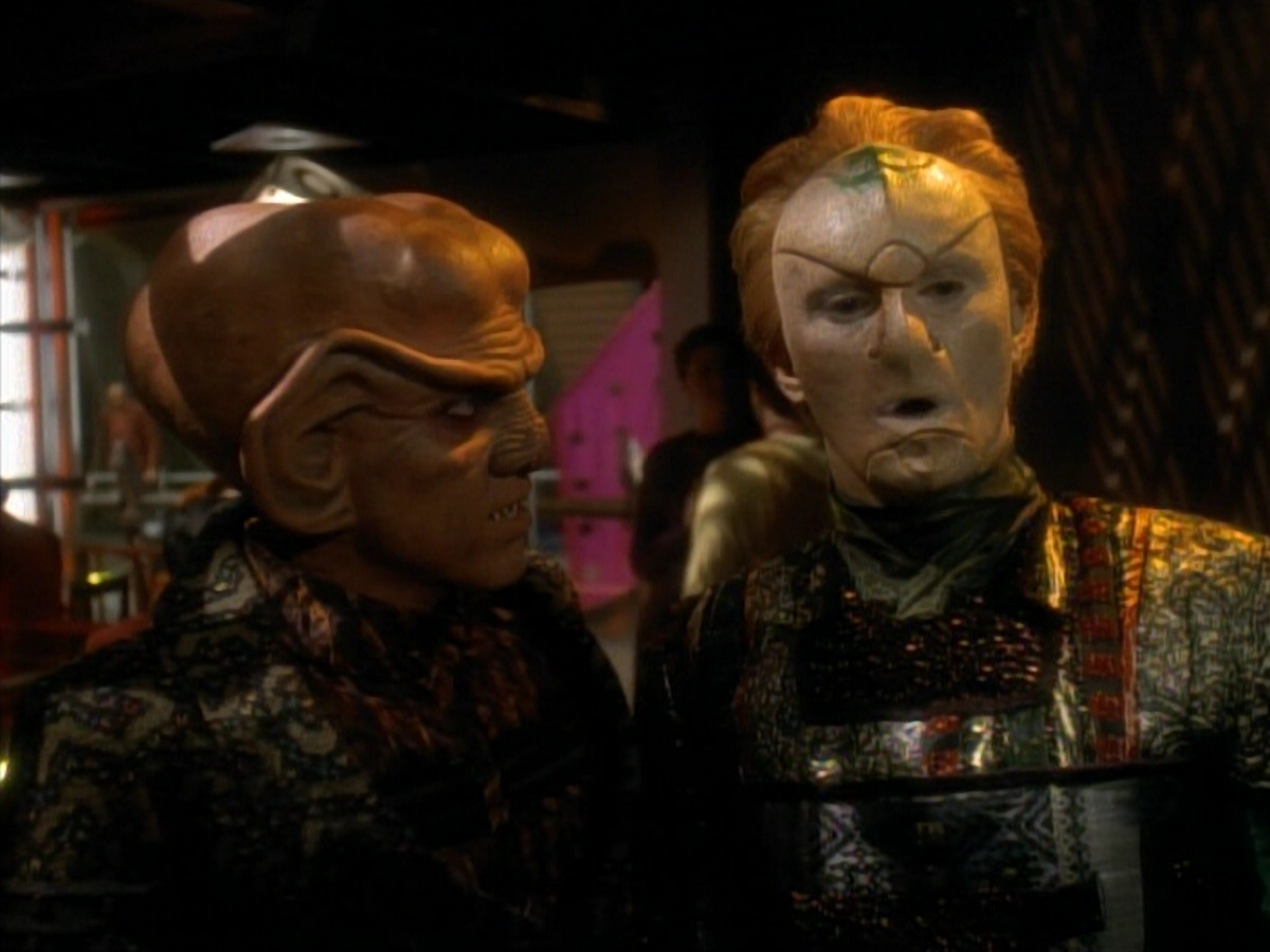 extant_StarTrekDS9_3x08-Meridian_03244.jpg