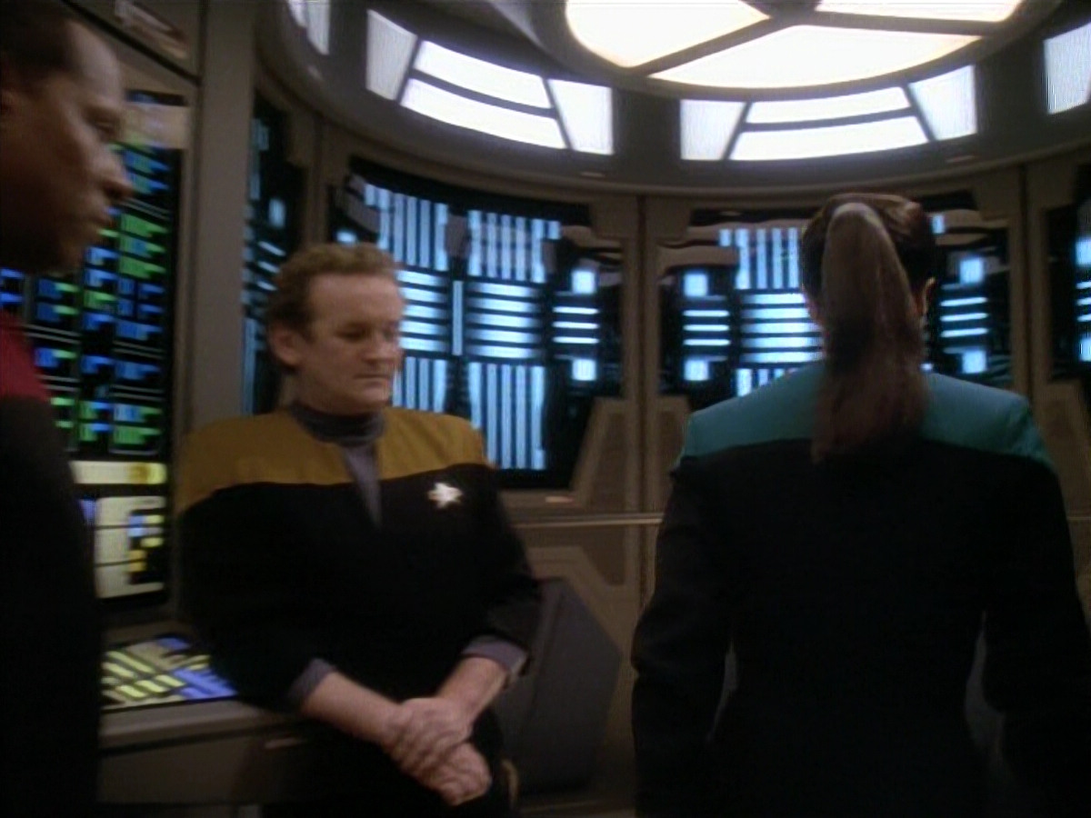 extant_StarTrekDS9_3x08-Meridian_03455.jpg