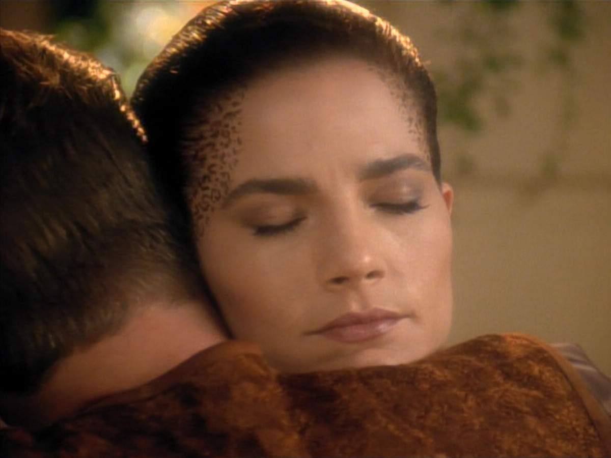 extant_StarTrekDS9_3x08-Meridian_03551.jpg