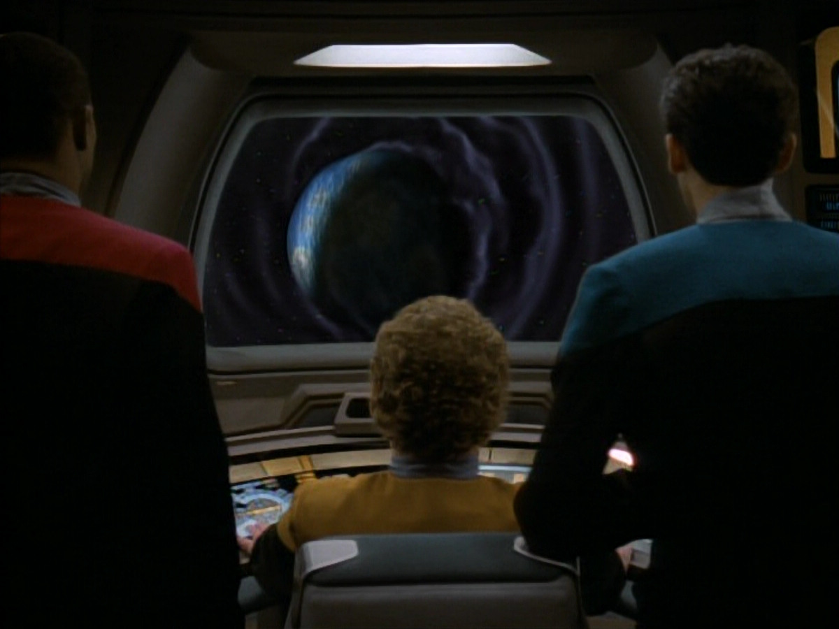 extant_StarTrekDS9_3x08-Meridian_03563.jpg