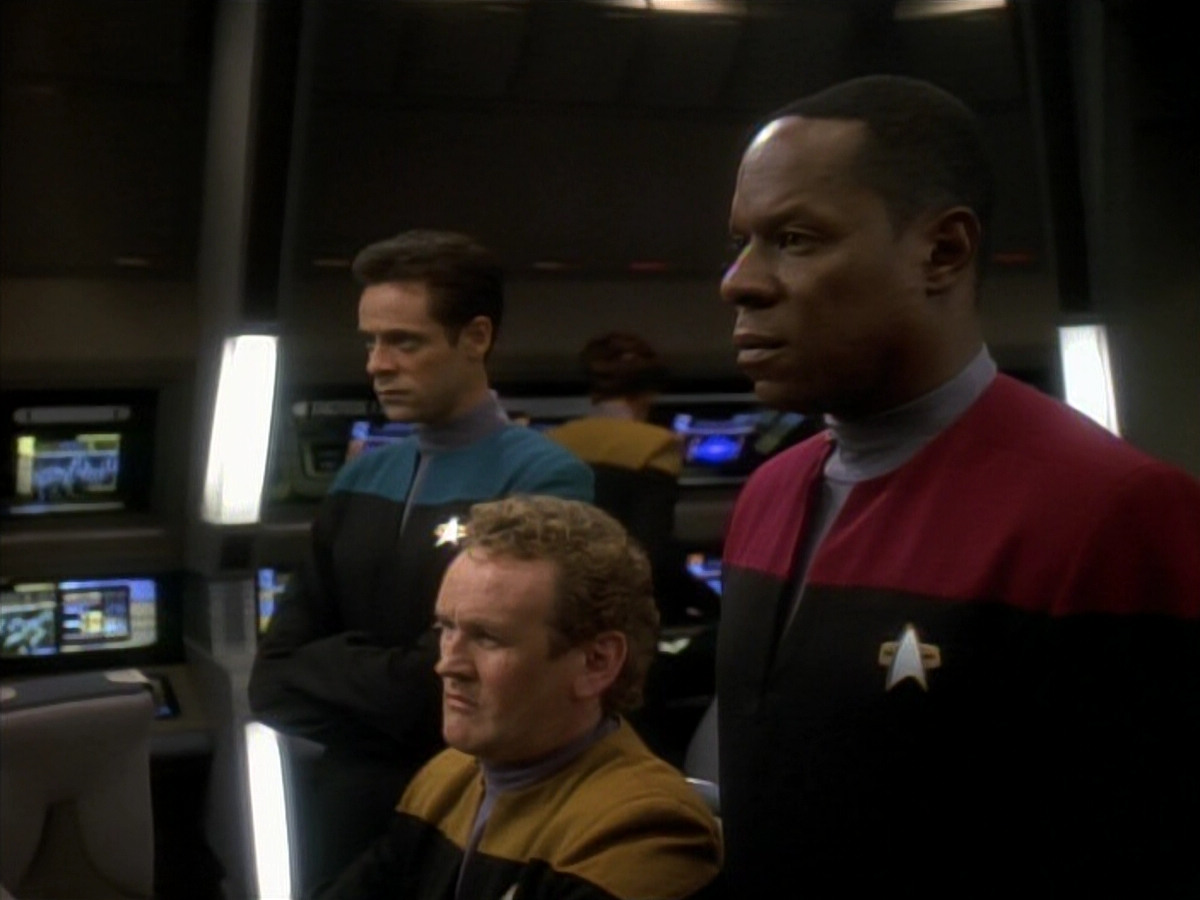 extant_StarTrekDS9_3x08-Meridian_03565.jpg