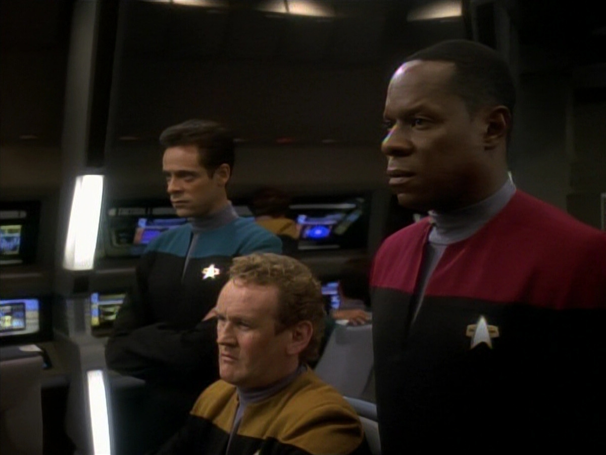 extant_StarTrekDS9_3x08-Meridian_03566.jpg