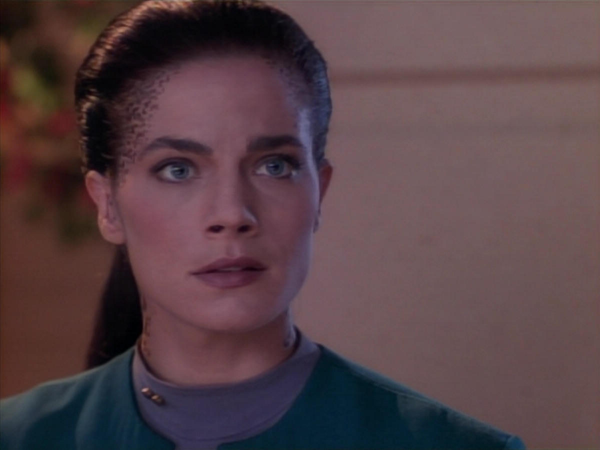 extant_StarTrekDS9_3x08-Meridian_03630.jpg