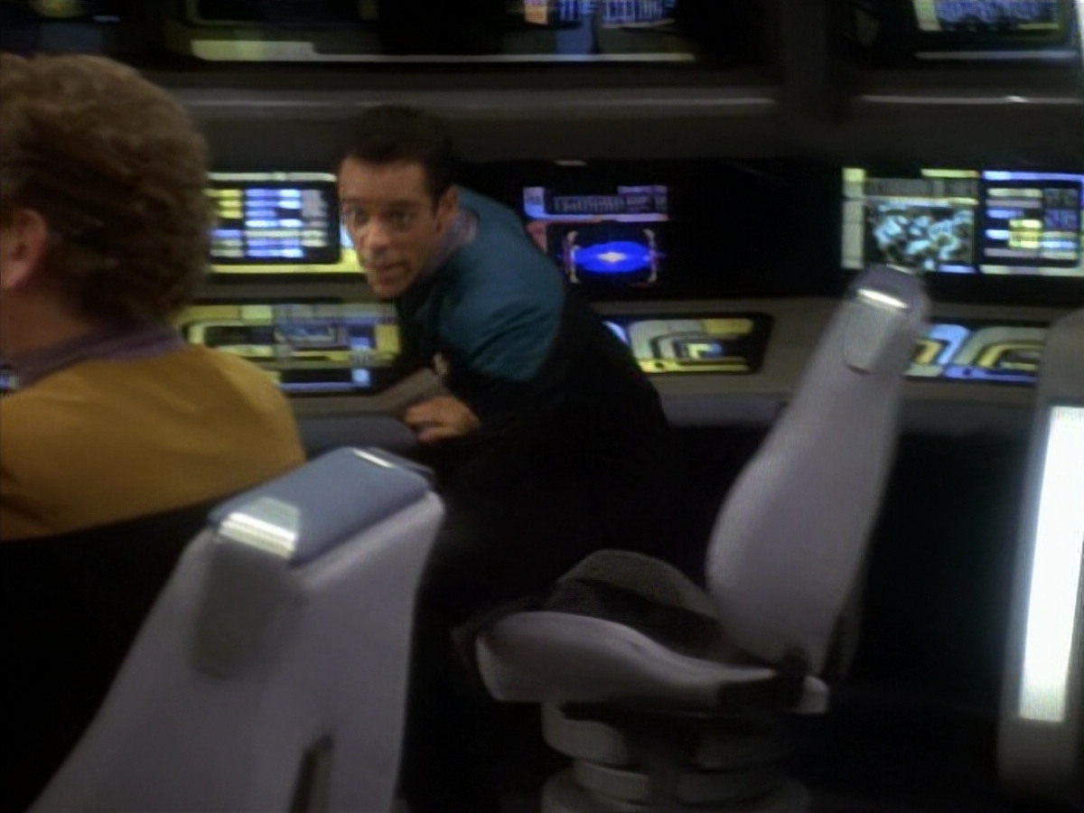 extant_StarTrekDS9_3x08-Meridian_03674.jpg