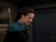 Filename=extant_StarTrekDS9_3x08-Meridian_02572.jpg
Filesize=110KiB
Dimensions=1200x900
Date added=Jul 19, 2019 extant_StarTrekDS9_3x08-Meridian_02572.jpg