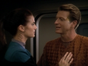 Filename=extant_StarTrekDS9_3x08-Meridian_02603.jpg
Filesize=160KiB
Dimensions=1200x900
Date added=Jul 19, 2019 extant_StarTrekDS9_3x08-Meridian_02603.jpg