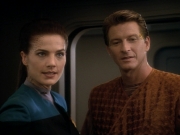 Filename=extant_StarTrekDS9_3x08-Meridian_02627.jpg
Filesize=157KiB
Dimensions=1200x900
Date added=Jul 19, 2019 extant_StarTrekDS9_3x08-Meridian_02627.jpg