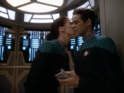 extant_StarTrekDS9_3x08-Meridian_03410.jpg