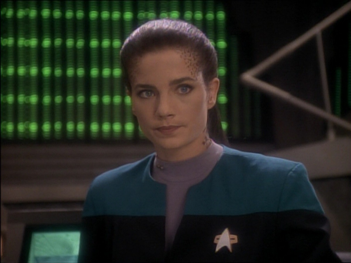 ariane179254_StarTrek_DS9_3x09-Defiant_0061.jpg