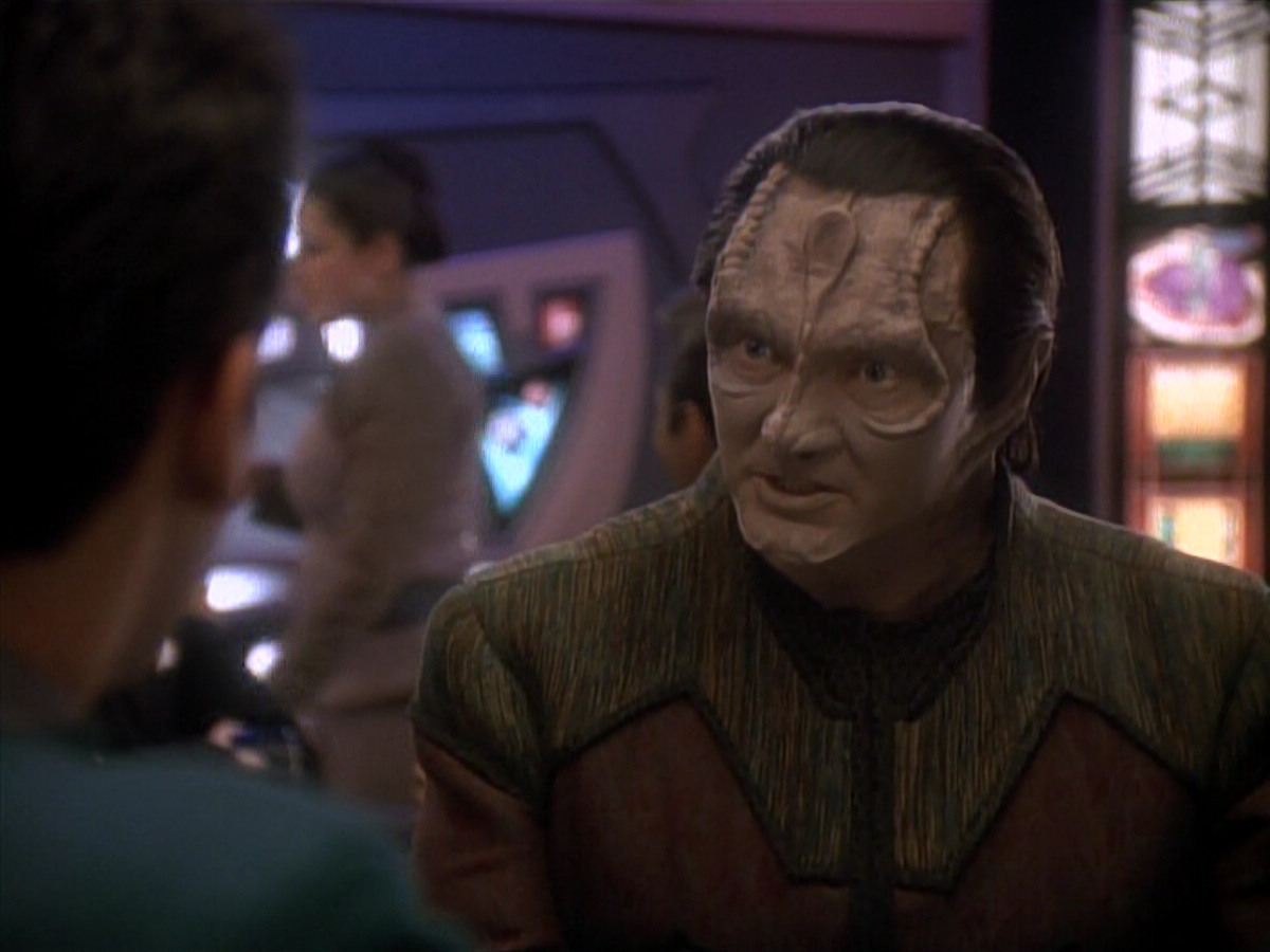 extant_StarTrek_DS9_3x18-DistantVoices_00020.jpg