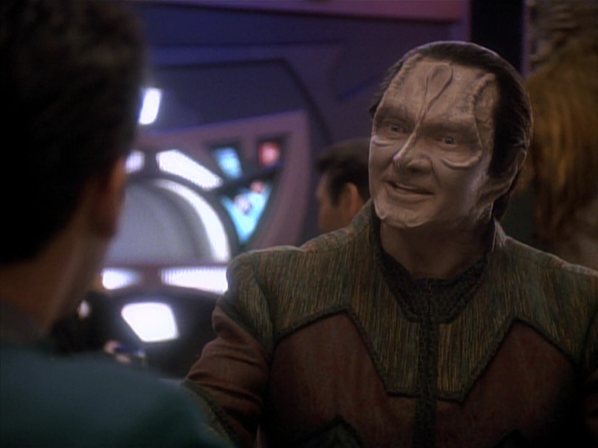 extant_StarTrek_DS9_3x18-DistantVoices_00039.jpg