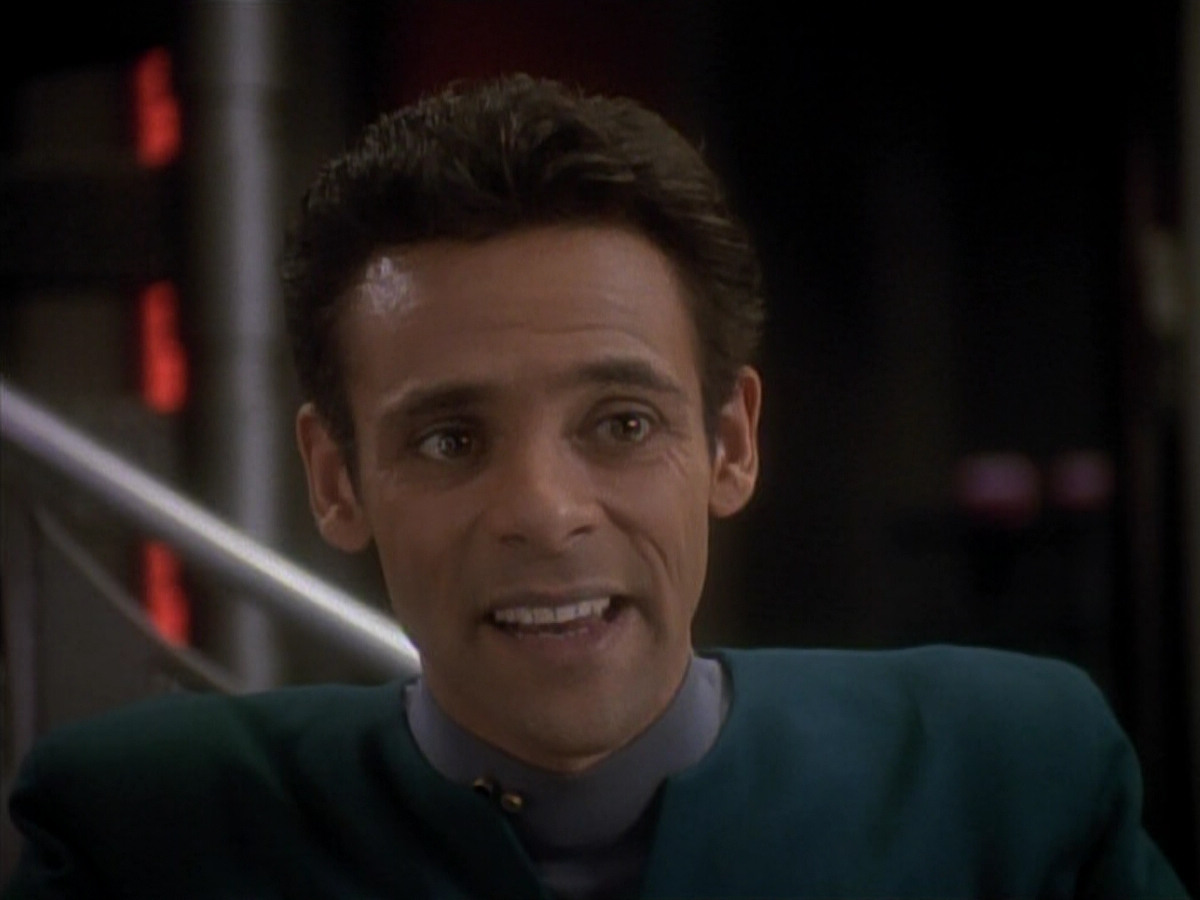 extant_StarTrek_DS9_3x18-DistantVoices_00080.jpg