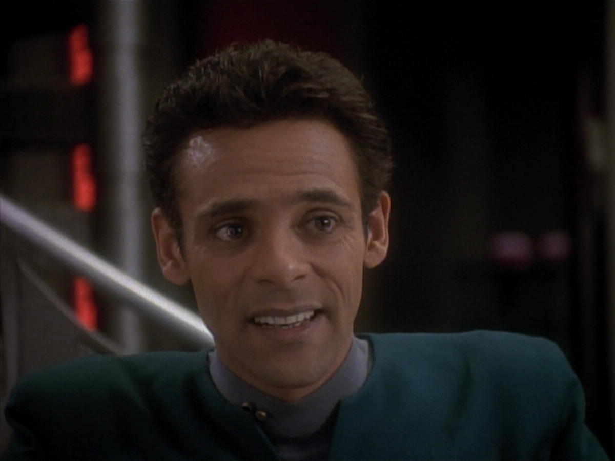 extant_StarTrek_DS9_3x18-DistantVoices_00081.jpg