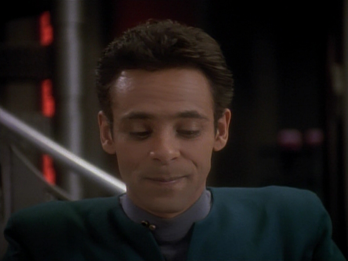 extant_StarTrek_DS9_3x18-DistantVoices_00090.jpg