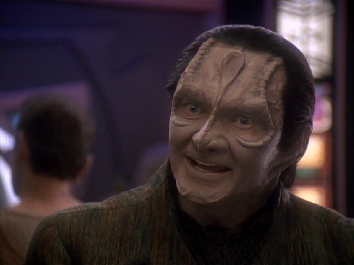 extant_StarTrek_DS9_3x18-DistantVoices_00092.jpg