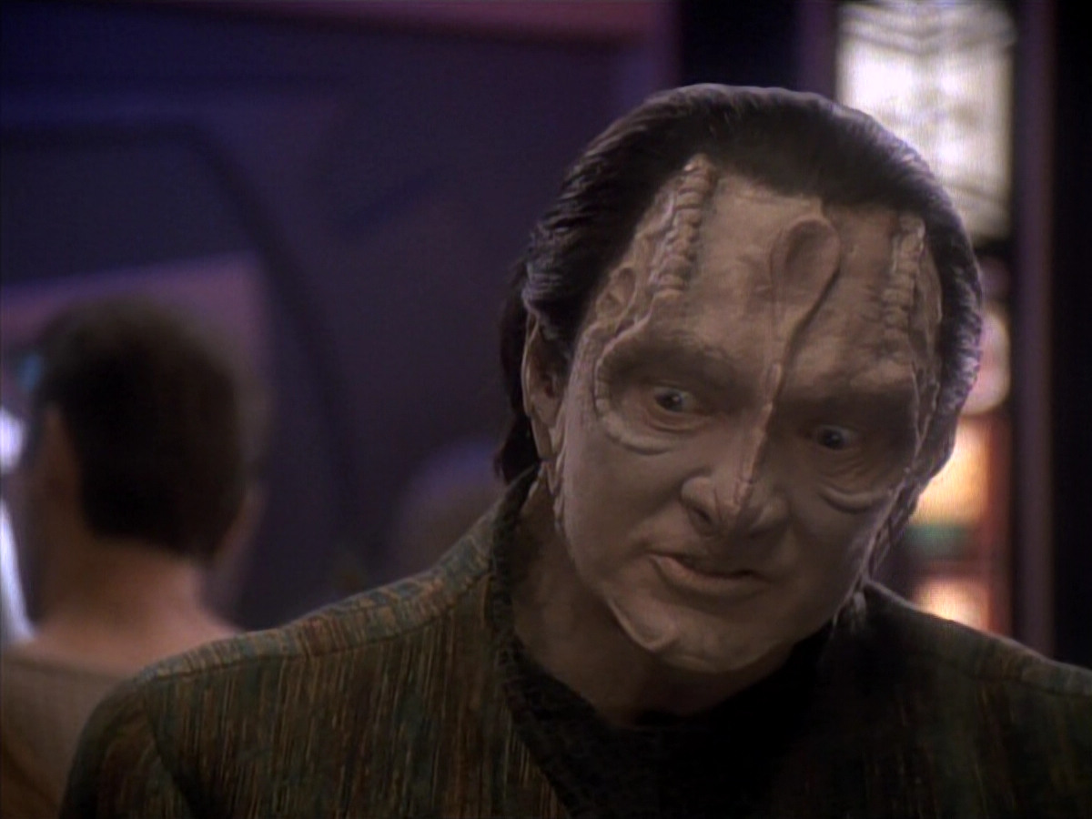 extant_StarTrek_DS9_3x18-DistantVoices_00097.jpg
