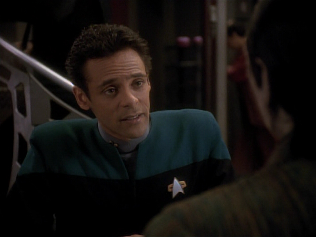 extant_StarTrek_DS9_3x18-DistantVoices_00118.jpg