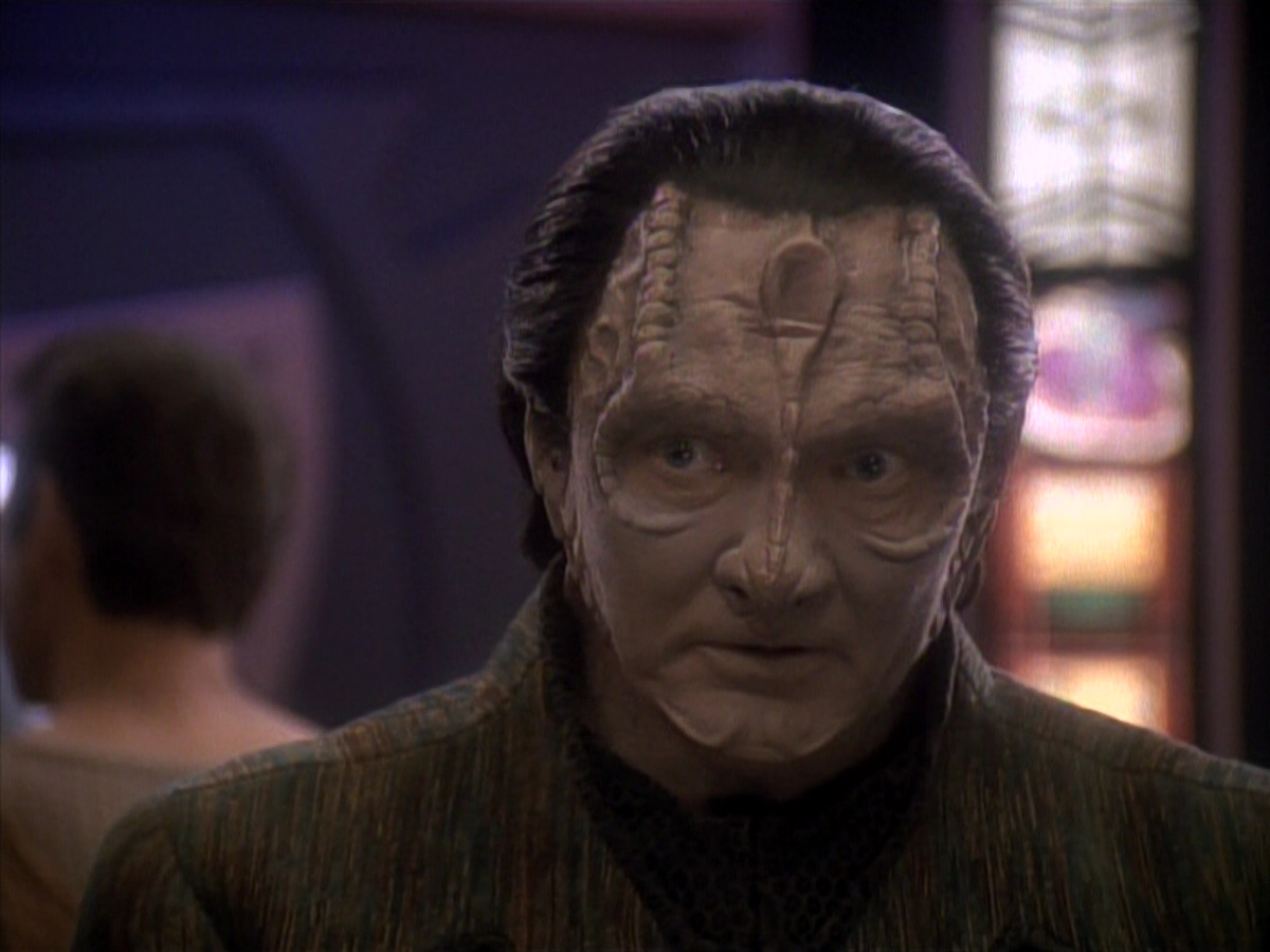 extant_StarTrek_DS9_3x18-DistantVoices_00125.jpg