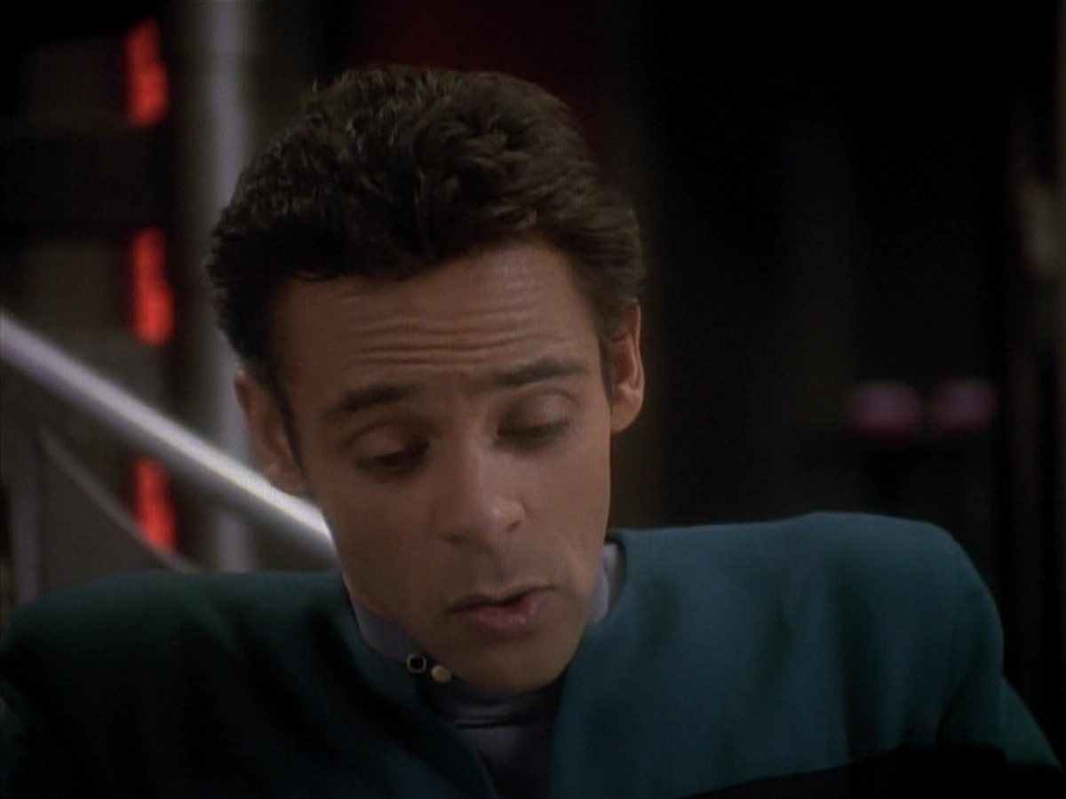 extant_StarTrek_DS9_3x18-DistantVoices_00127.jpg