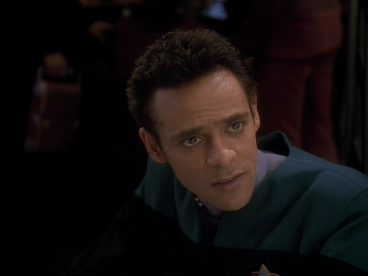 extant_StarTrek_DS9_3x18-DistantVoices_00235.jpg
