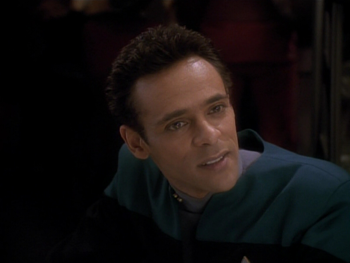 extant_StarTrek_DS9_3x18-DistantVoices_00277.jpg