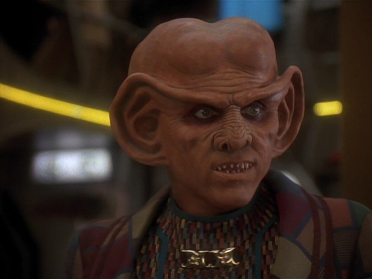 extant_StarTrek_DS9_3x18-DistantVoices_00305.jpg