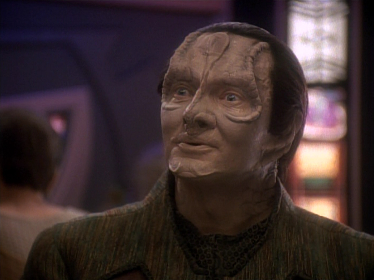 extant_StarTrek_DS9_3x18-DistantVoices_00309.jpg