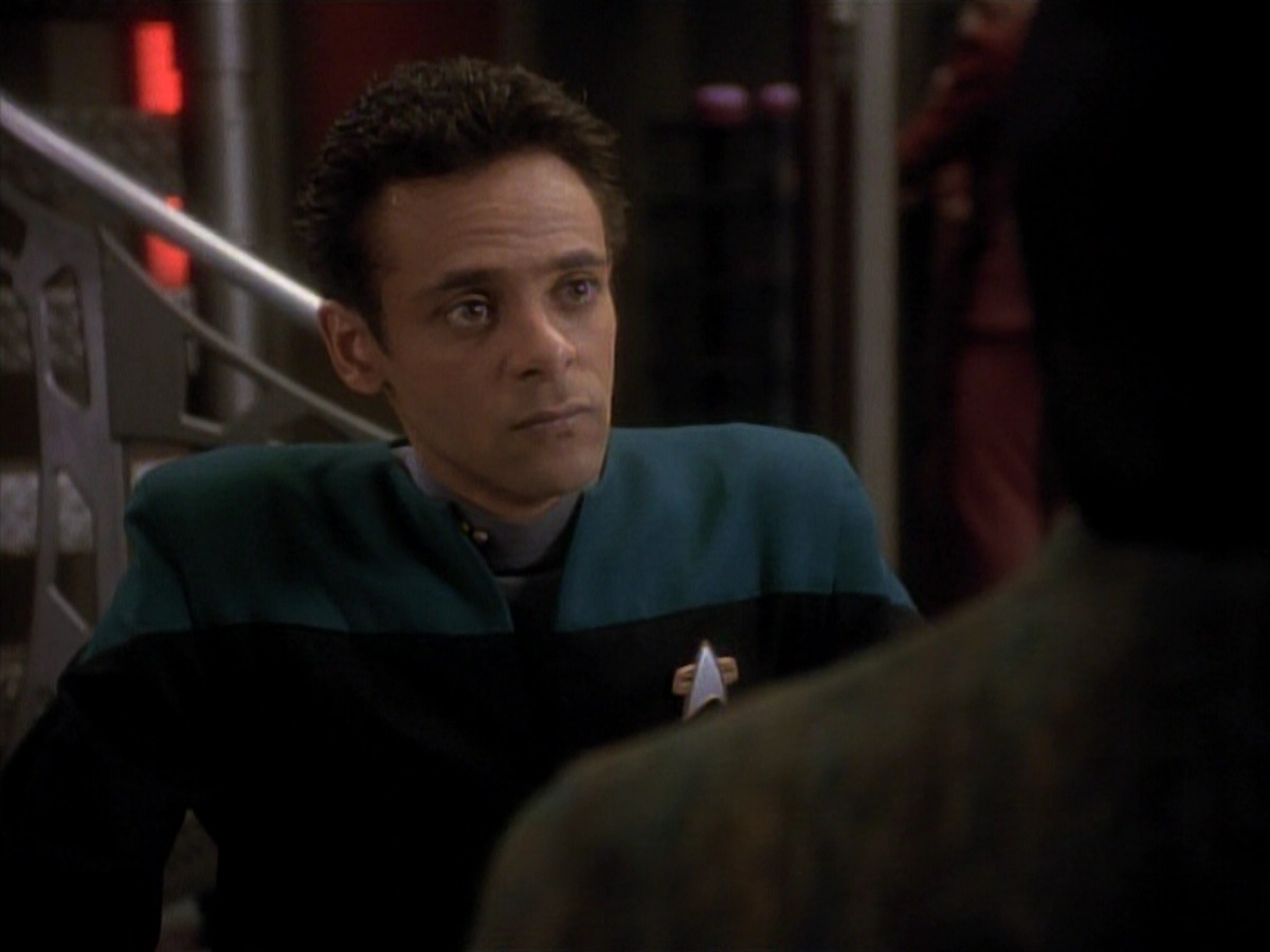 extant_StarTrek_DS9_3x18-DistantVoices_00333.jpg