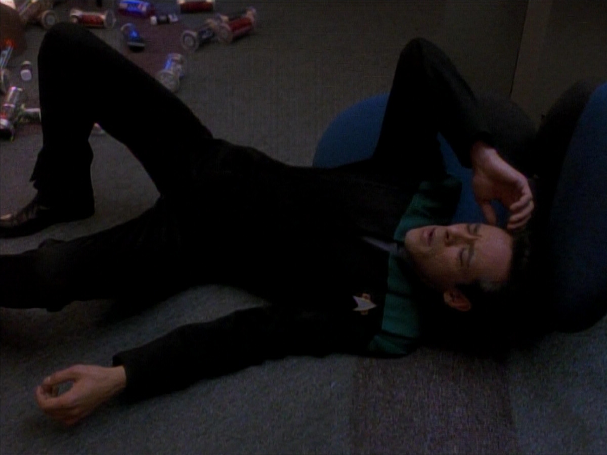 extant_StarTrek_DS9_3x18-DistantVoices_00541.jpg