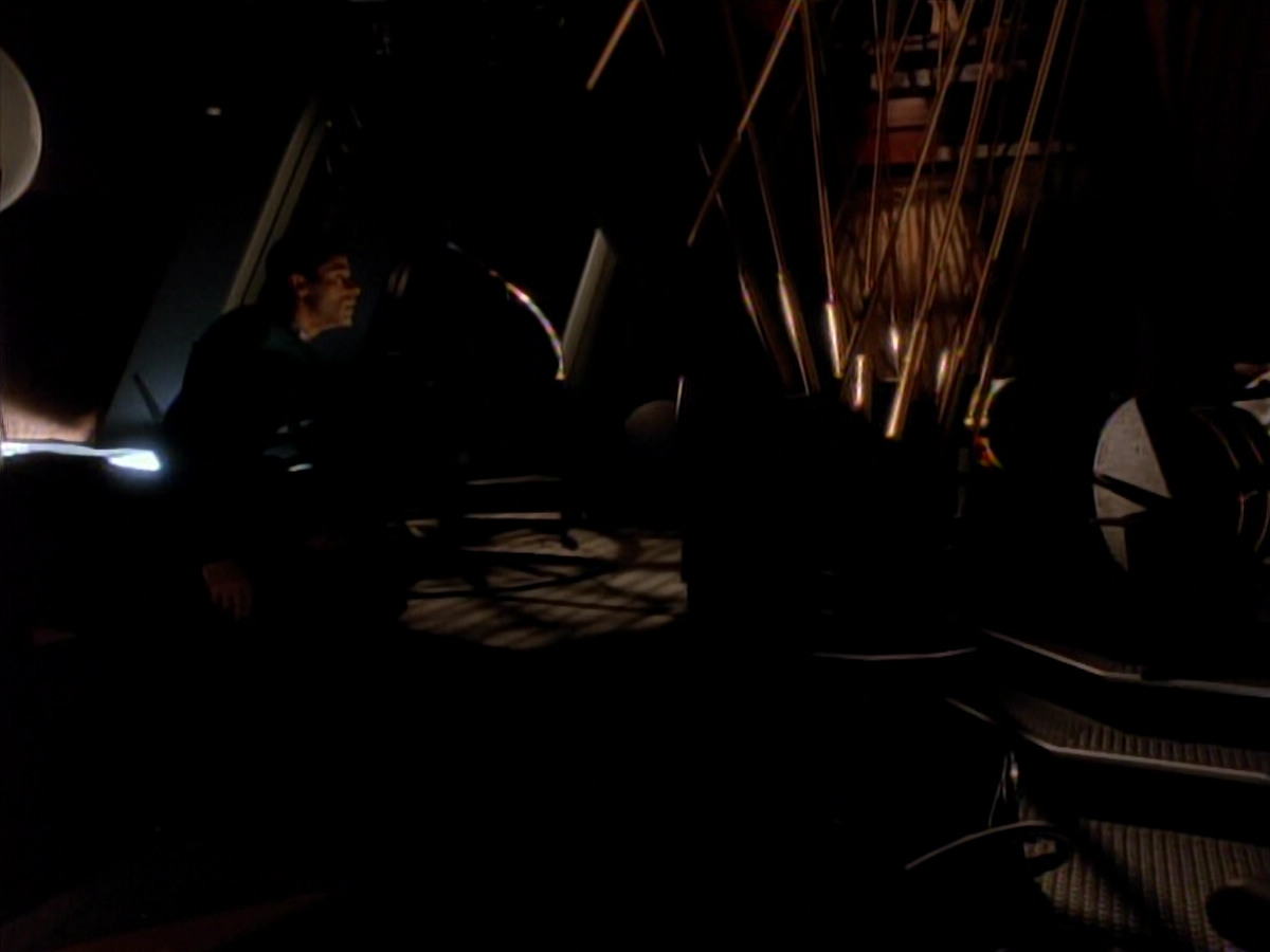 extant_StarTrek_DS9_3x18-DistantVoices_00714.jpg