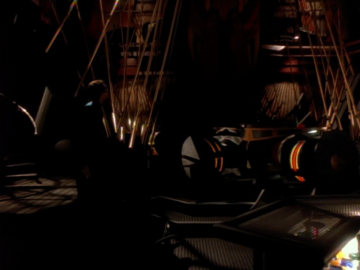 extant_StarTrek_DS9_3x18-DistantVoices_00722.jpg