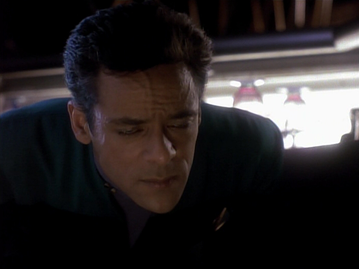 extant_StarTrek_DS9_3x18-DistantVoices_00764.jpg