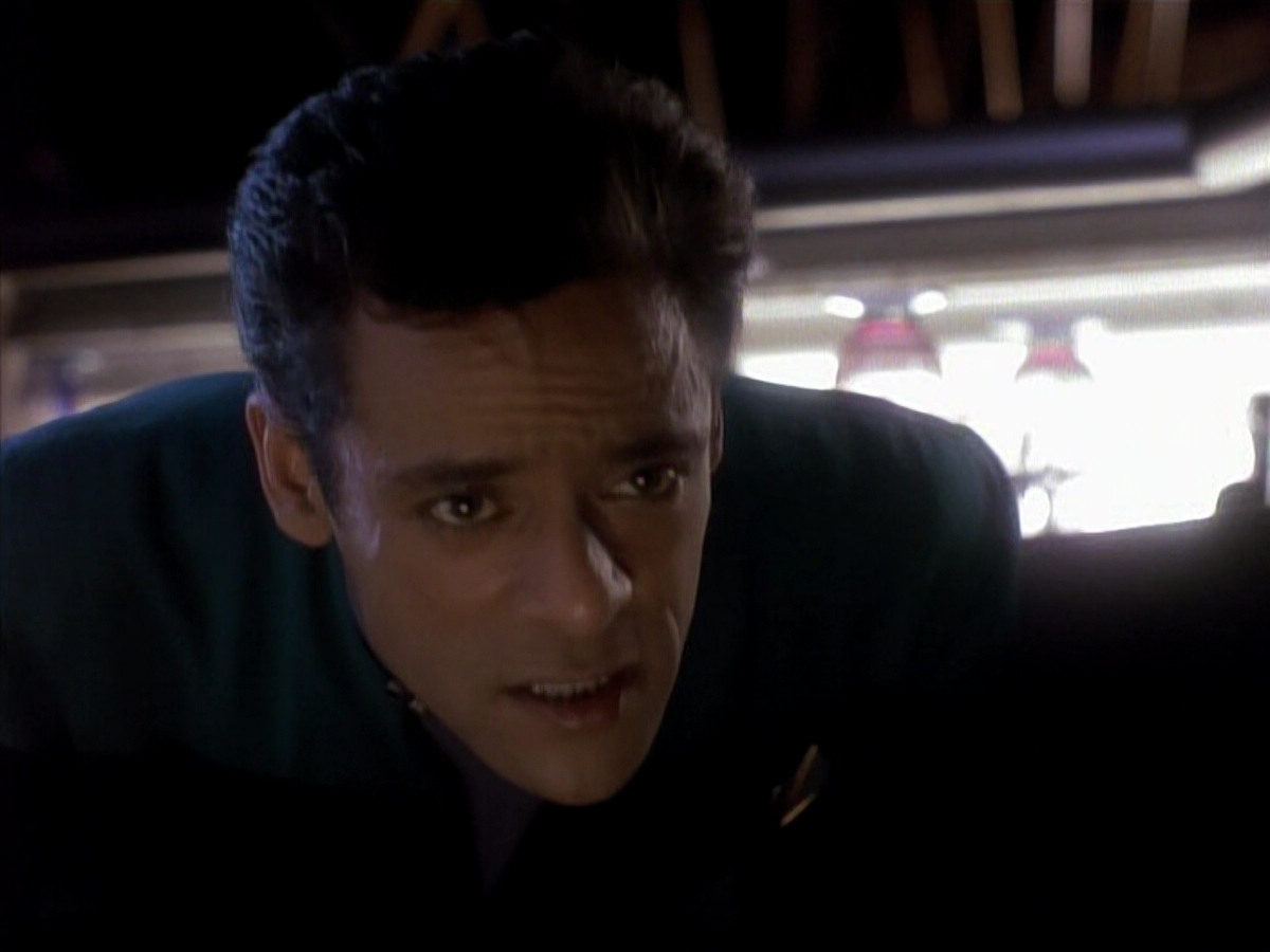 extant_StarTrek_DS9_3x18-DistantVoices_00767.jpg
