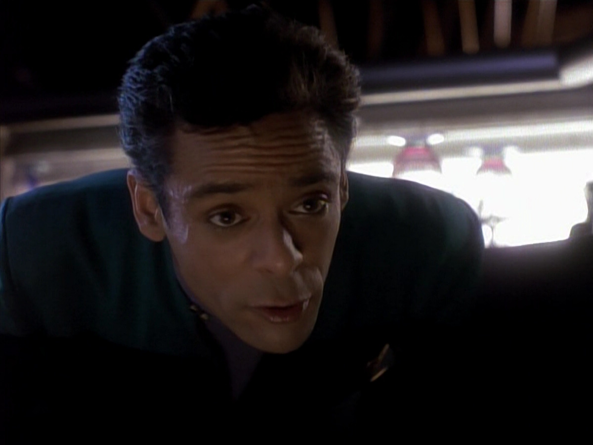 extant_StarTrek_DS9_3x18-DistantVoices_00769.jpg