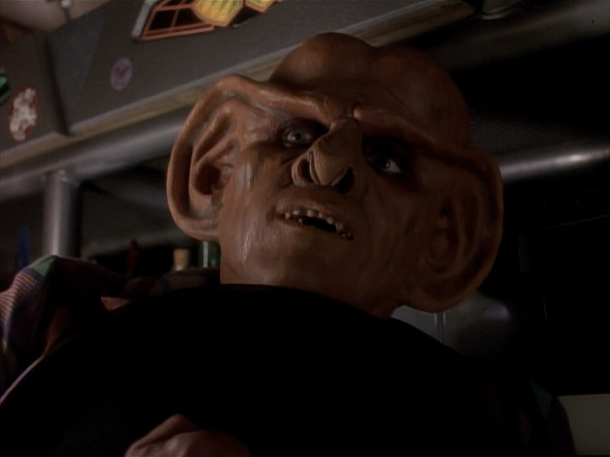 extant_StarTrek_DS9_3x18-DistantVoices_00798.jpg