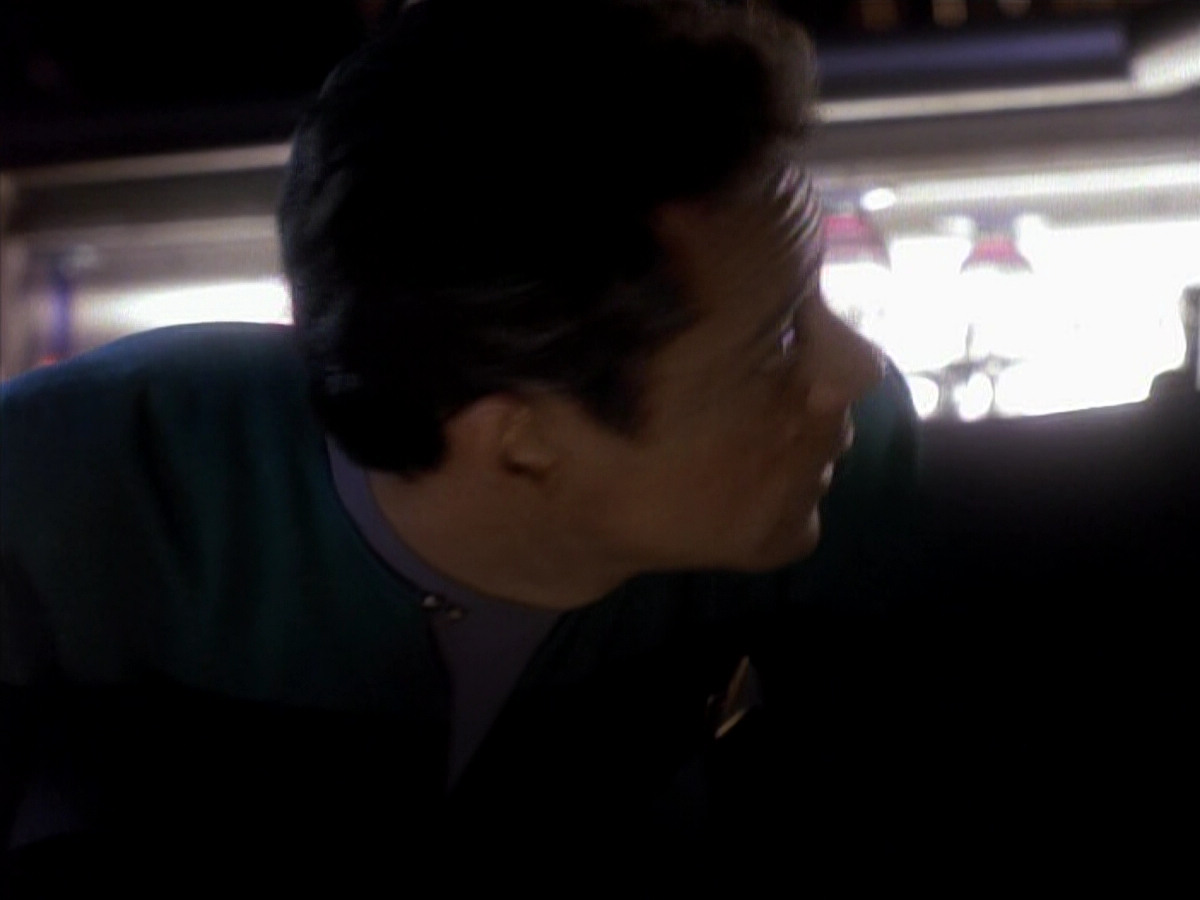 extant_StarTrek_DS9_3x18-DistantVoices_00811.jpg