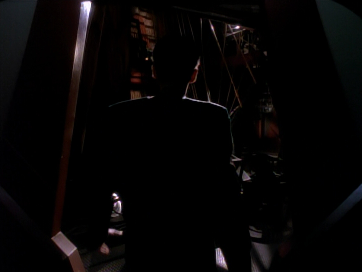 extant_StarTrek_DS9_3x18-DistantVoices_00841.jpg