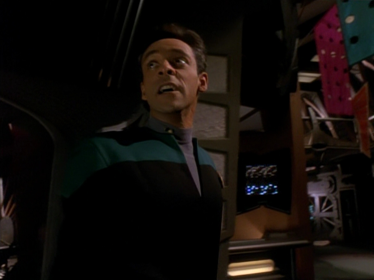 extant_StarTrek_DS9_3x18-DistantVoices_00847.jpg