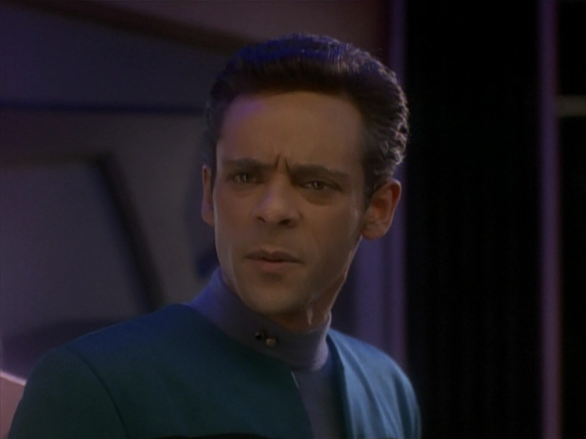 extant_StarTrek_DS9_3x18-DistantVoices_00885.jpg
