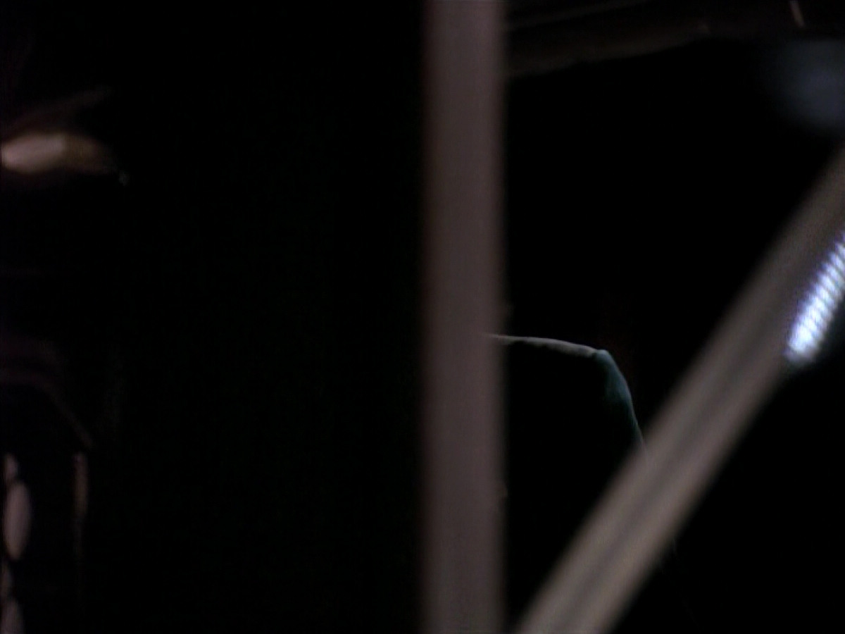 extant_StarTrek_DS9_3x18-DistantVoices_00904.jpg