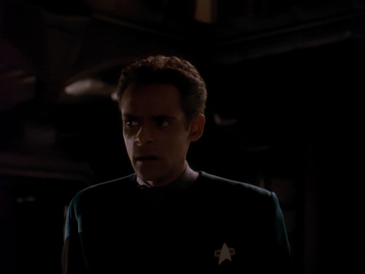 extant_StarTrek_DS9_3x18-DistantVoices_00905.jpg
