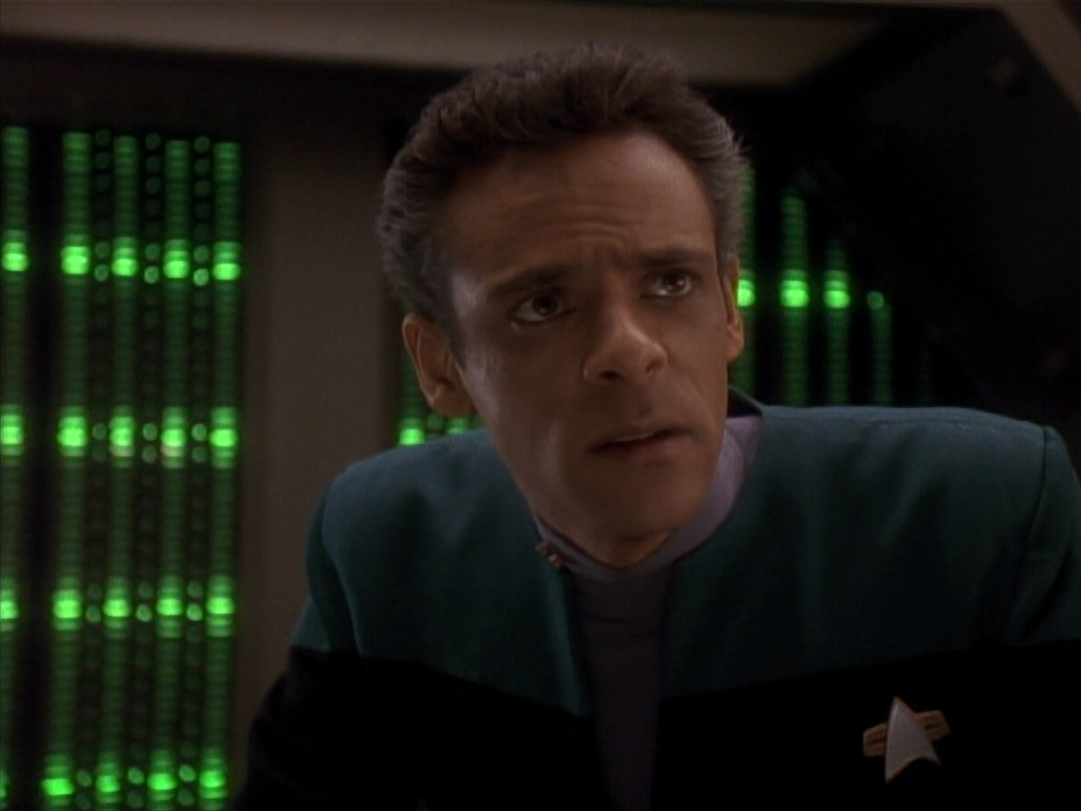 extant_StarTrek_DS9_3x18-DistantVoices_00959.jpg