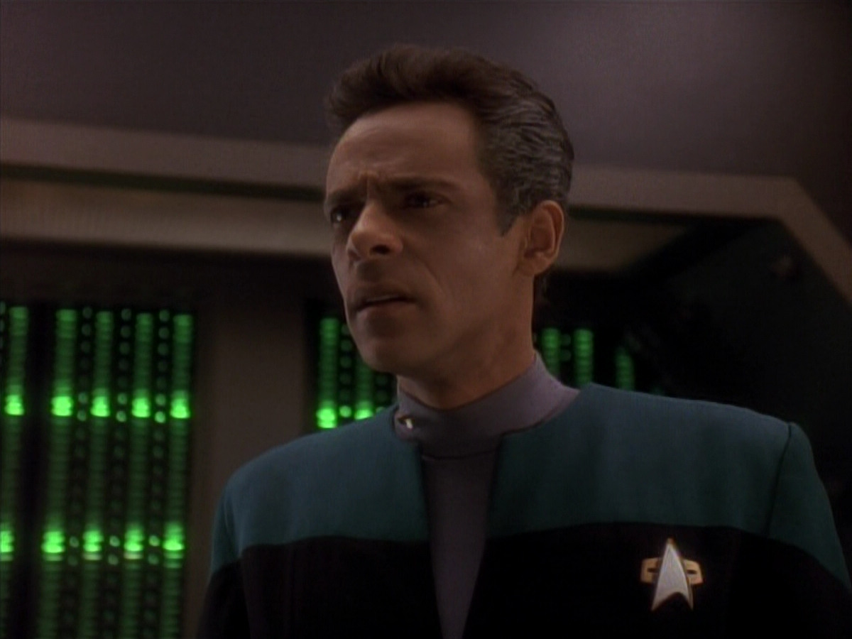 extant_StarTrek_DS9_3x18-DistantVoices_00997.jpg