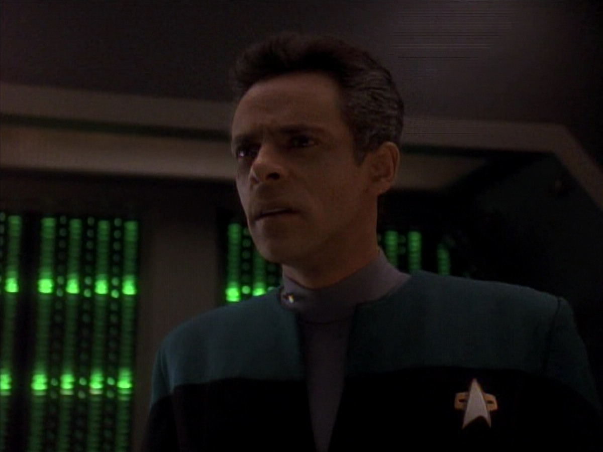 extant_StarTrek_DS9_3x18-DistantVoices_00998.jpg